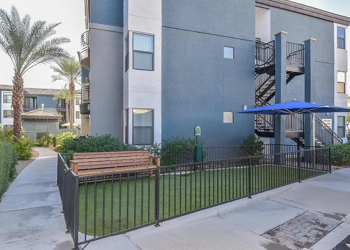Apartment Ascent North Pool Gym Near Mayo And Quarter *
