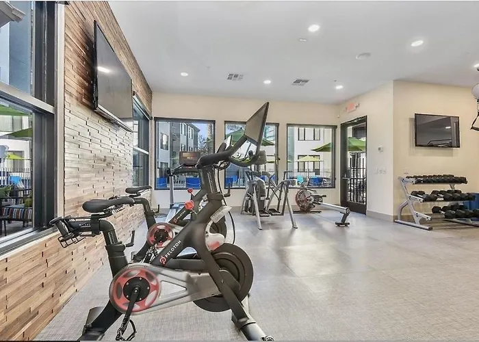 Ascent North Pool Gym Near Mayo And Quarter Apartment Scottsdale